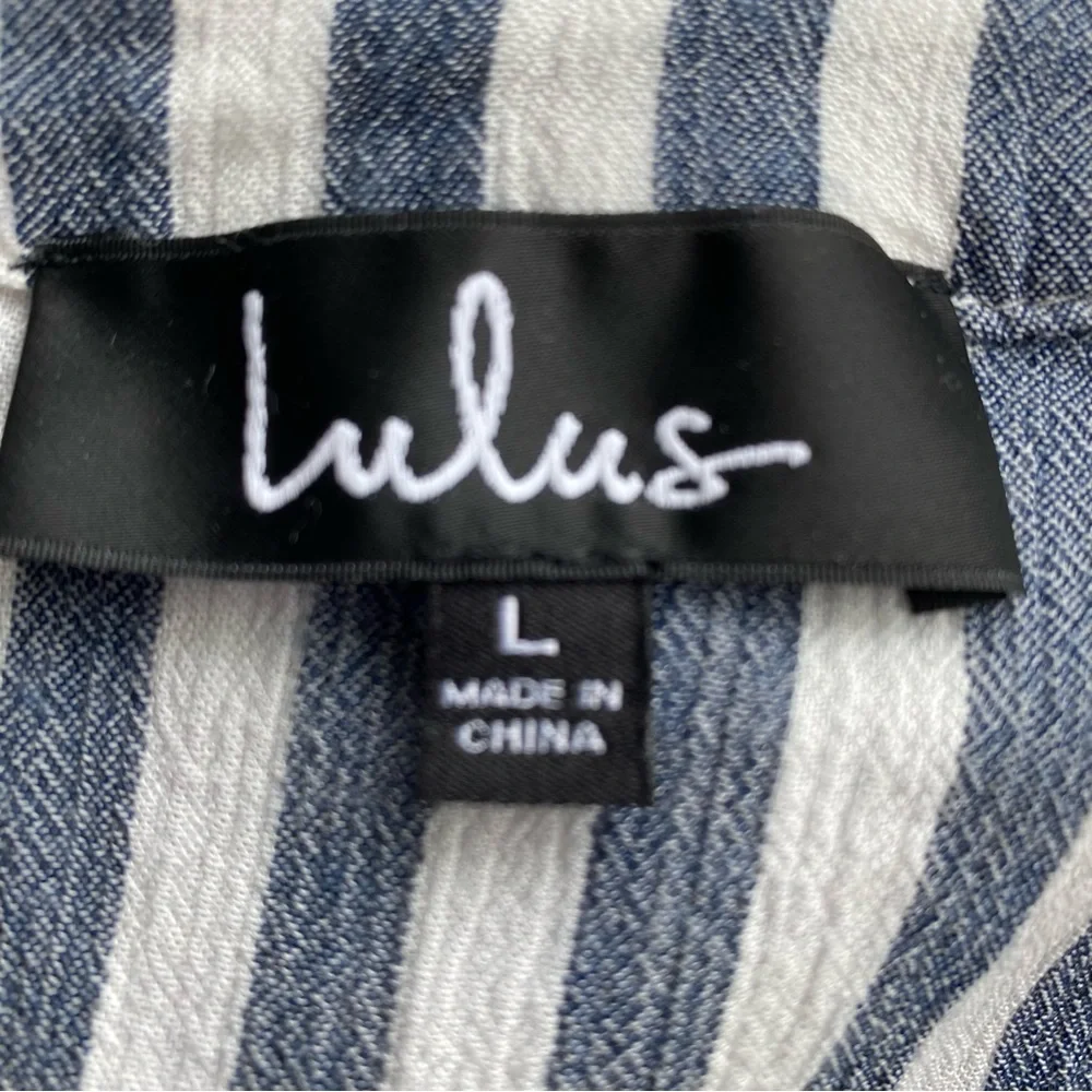 Lulu’s Large Blouse - Picture 6 of 7